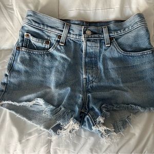 LEVI 501 SHORTS